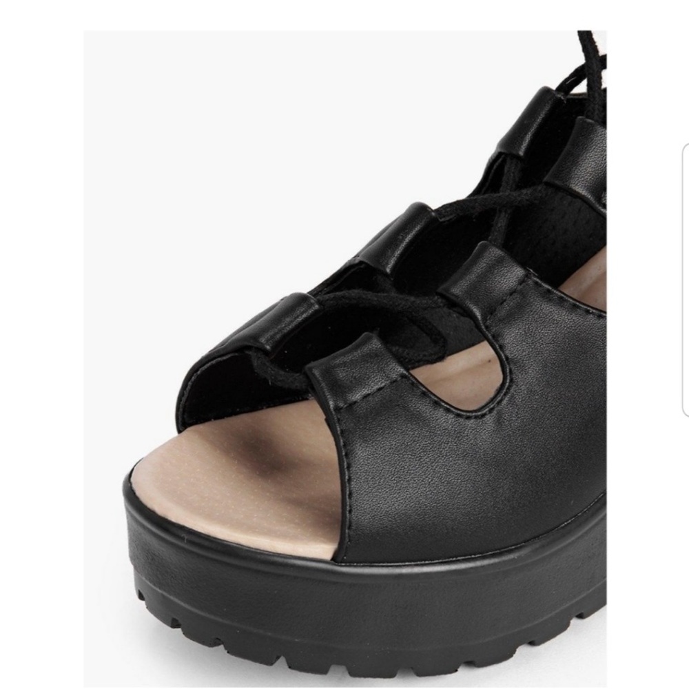 Boohoo Platform Sandals - Picture 3 of 4